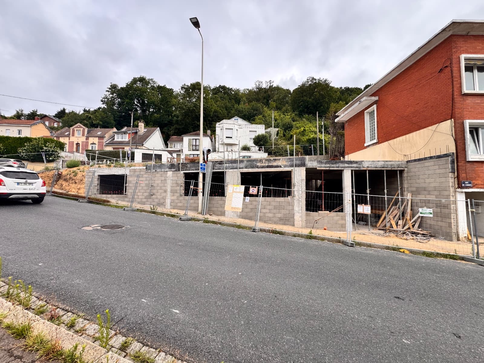 La construction de la pharmacie du stade — chantier de FTH Construction à Le Havre